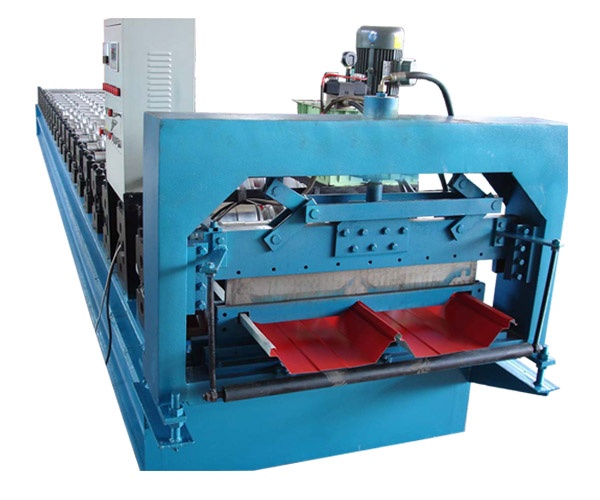 820 JCH roll forming machine