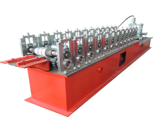 non-stop cutting light kneel roll forming machine